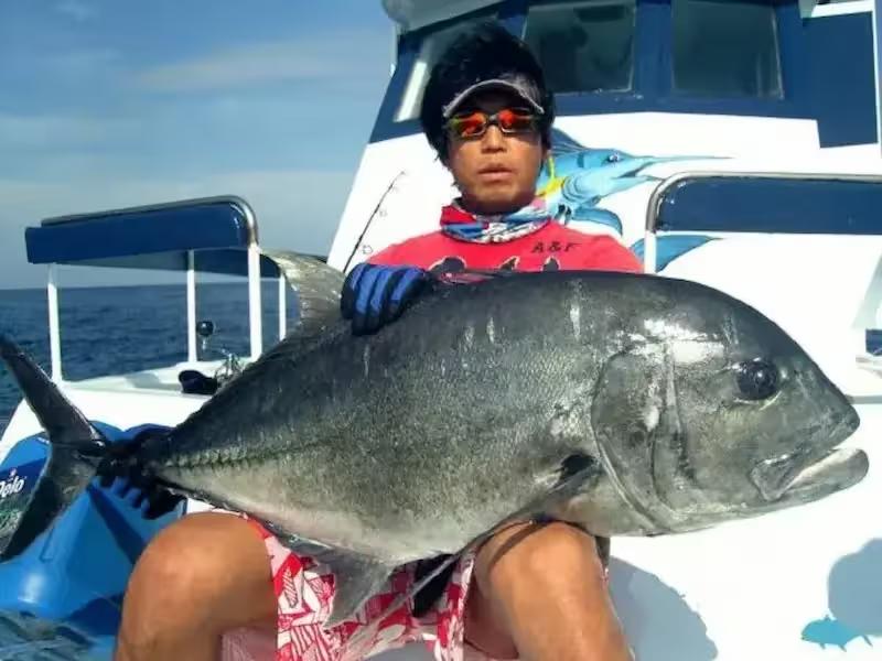 Trolling fishing technique used for big game fishing in Phuket's waters