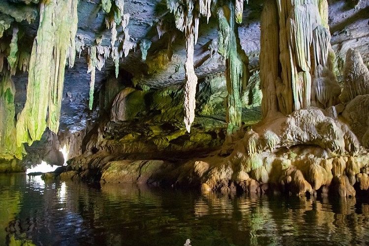 James Bond Island tours