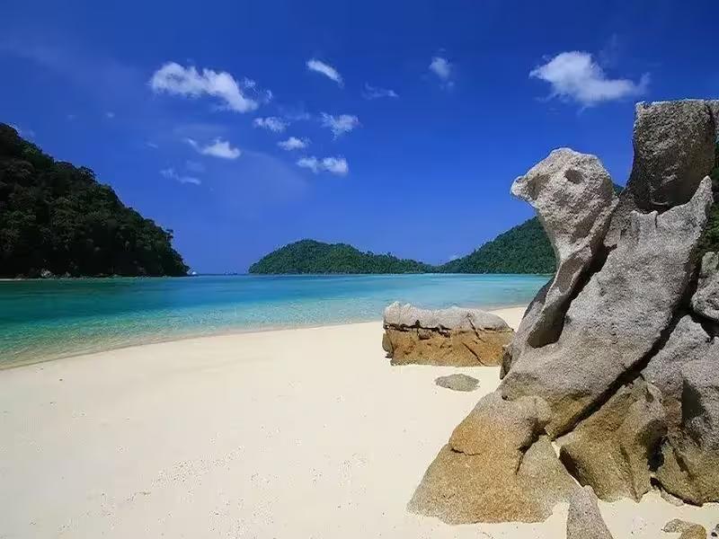 White sand beach and turquoise water at the Surin Islands, Thailand